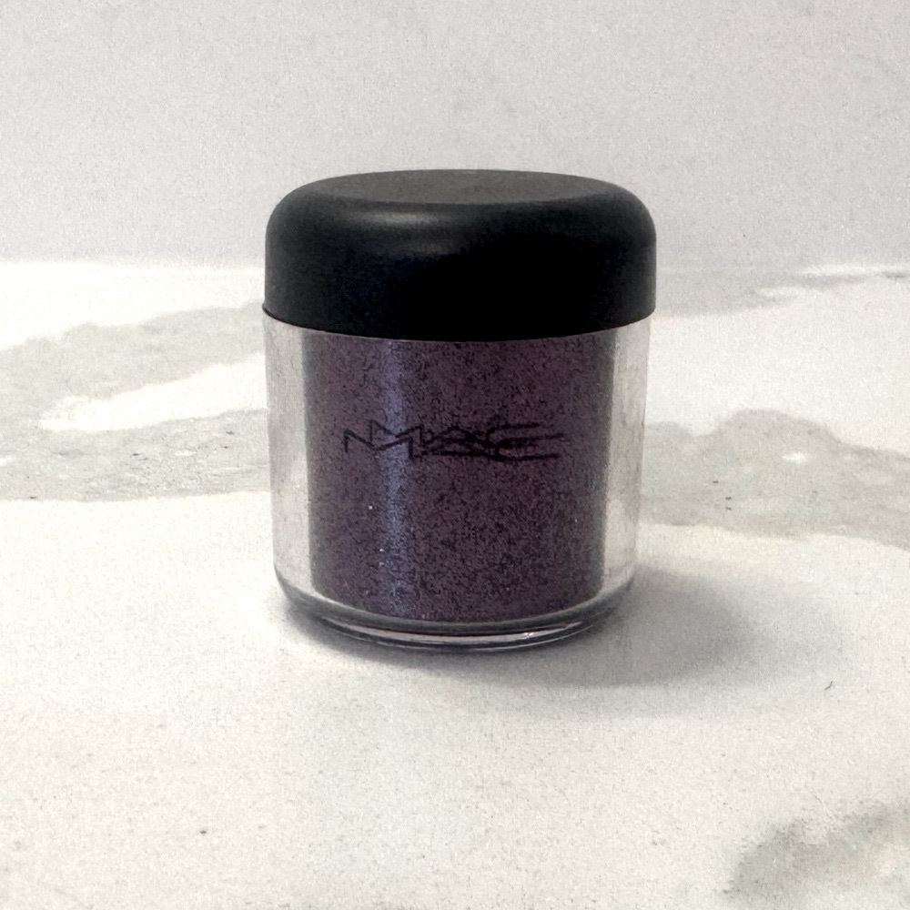 MAC Glitter Fuchsia Full-Size Purple
